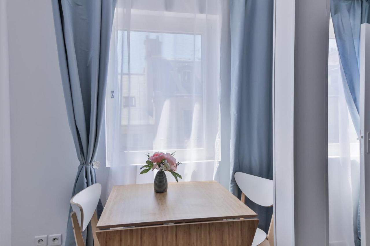 Beautiful Flat Next To Saint Lazare Opera Appartamento Parigi Esterno foto